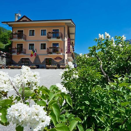 Albergo Valentino Bionaz Экстерьер фото