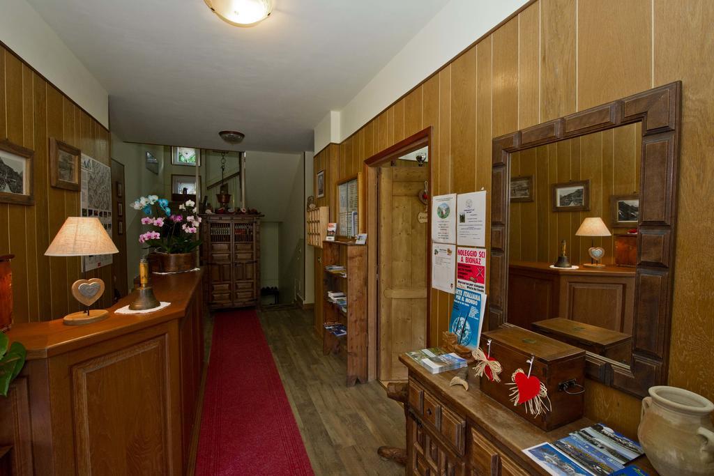 Albergo Valentino Bionaz Экстерьер фото